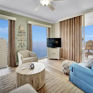 million-dollar-views-stunning-beachfront-property.panamacity-beachhotels.com/
