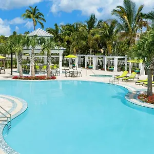 Hilton Garden / The Keys Collection מלון