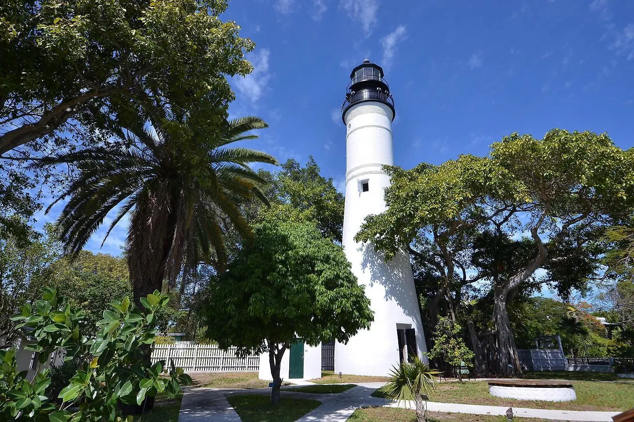 Casa Caribe @ Duval Square Hotel Key West